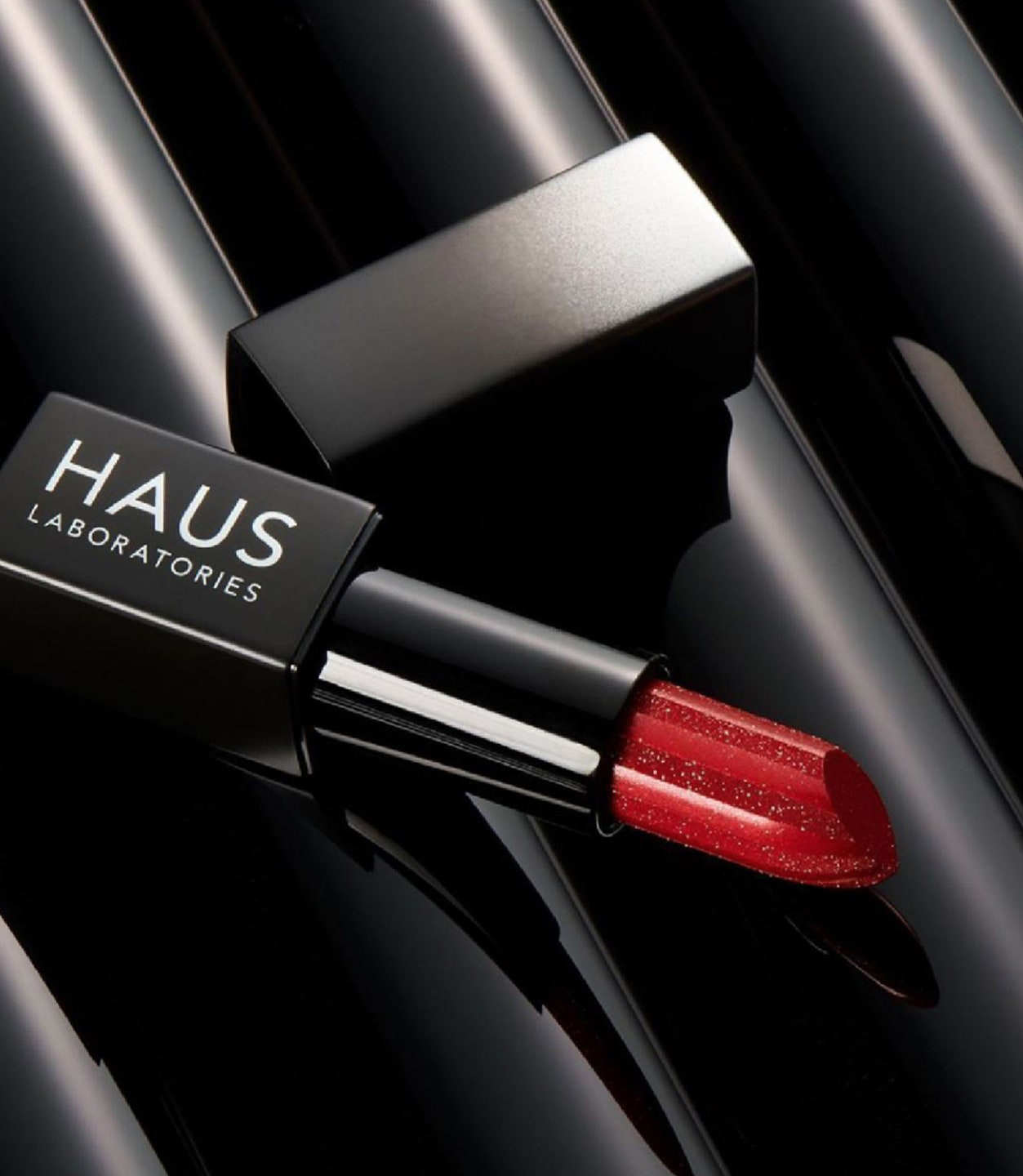 haus-lipstick-lede